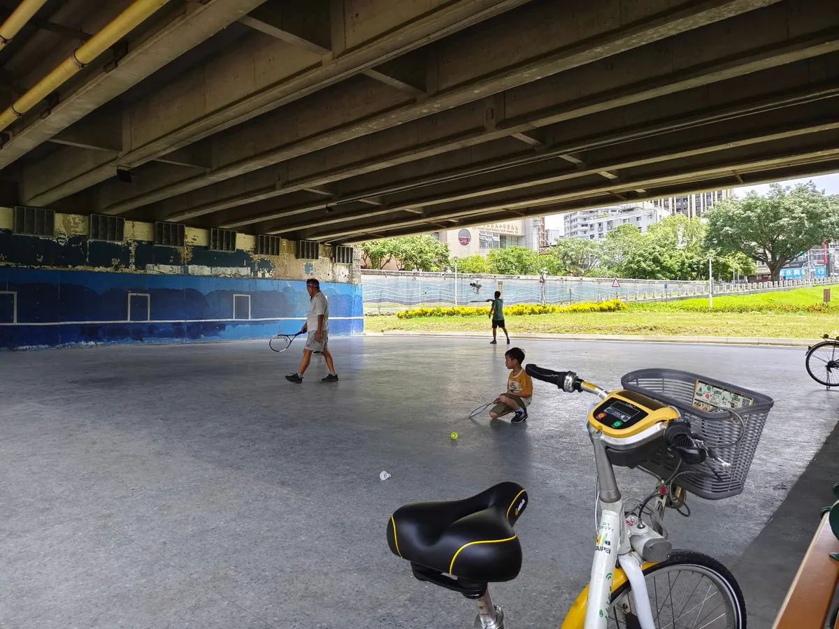 Photo of Beixin Bridge Underpass Rest Area (Tennis Practice Wall)