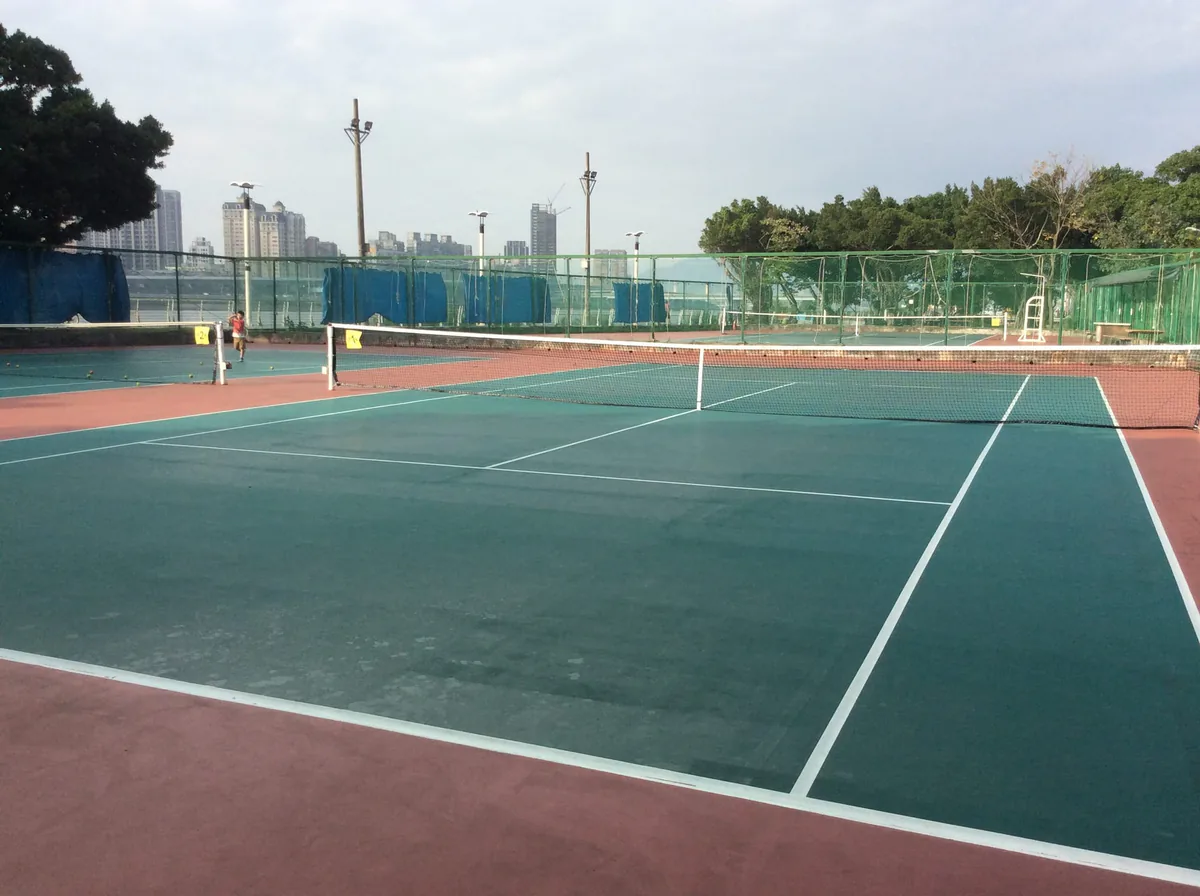Photo of Yanping Riverside Park Tennis Courts