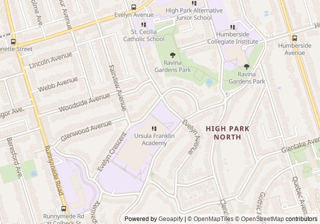 Evelyn Tennis Courts — เปิดใน Google Maps