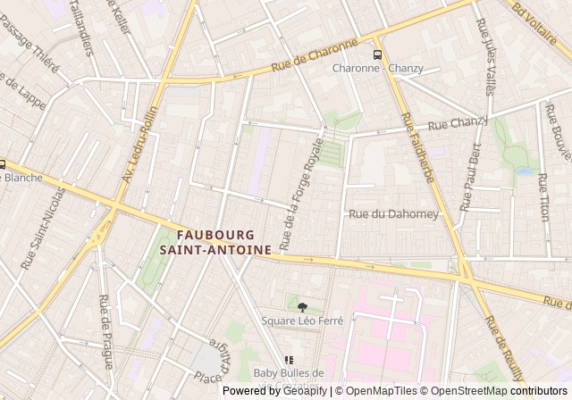 Tennis Candie — เปิดใน Google Maps