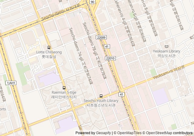 CHARLES TENNIS — เปิดใน Google Maps