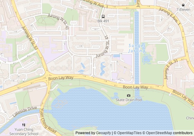 Lakeville — เปิดใน Google Maps