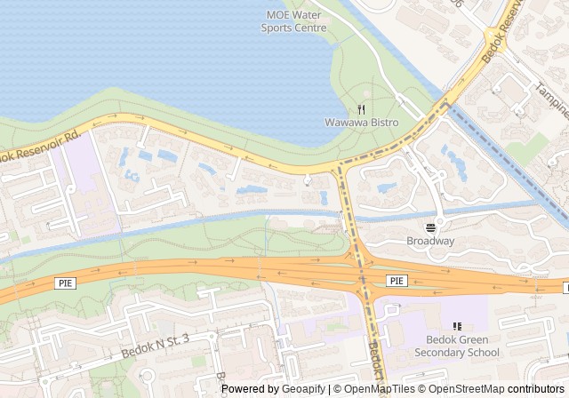 Tennis Court @ Waterfront Key — เปิดใน Google Maps