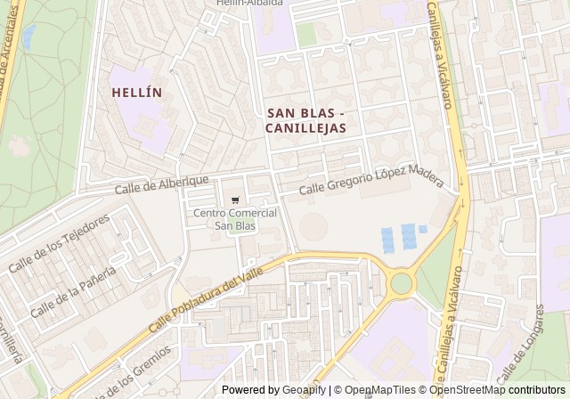 Centro Deportivo Municipal San Blas — Google マップで開く
