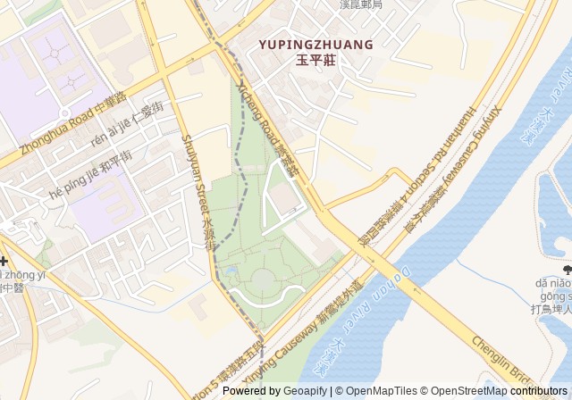 板樹體育館 — Open in Google Maps