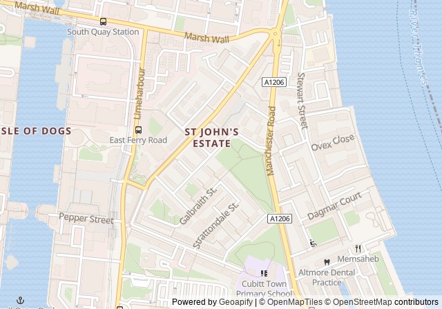 St John's Park Tennis Courts — Google マップで開く