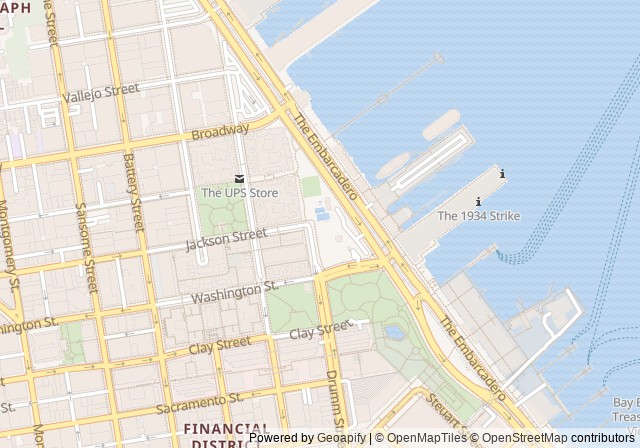 Bay Club Gateway — Google マップで開く