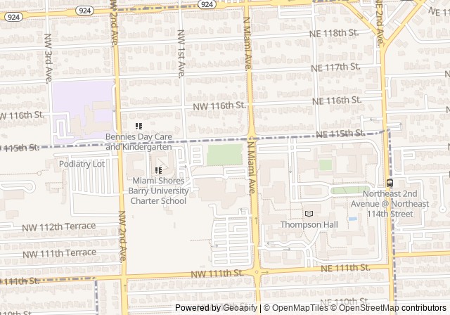 Buccaneer Tennis Center — เปิดใน Google Maps