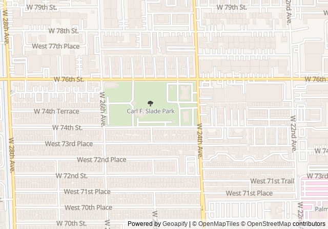Carl F Slade Tennis Court — 在 Google 地圖開啟