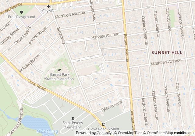Tennis court — Open in Google Maps