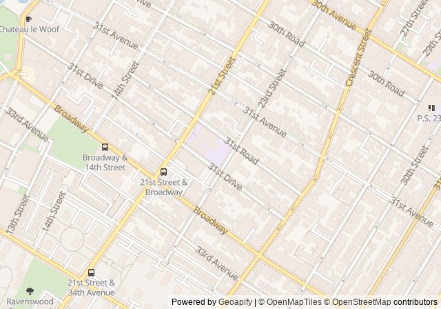 Tennis court — เปิดใน Google Maps
