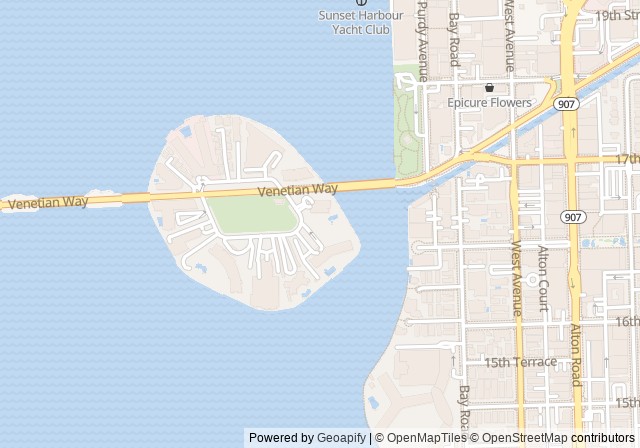 Grand Venetian Condominium Tennis Courts — เปิดใน Google Maps