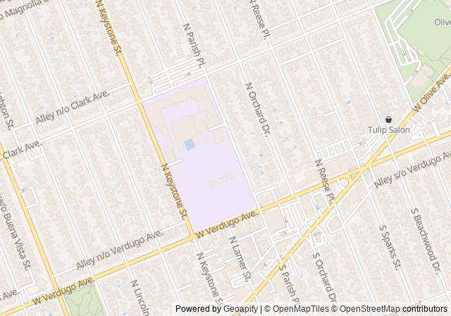 John Burroughs High School Tennis Court — เปิดใน Google Maps