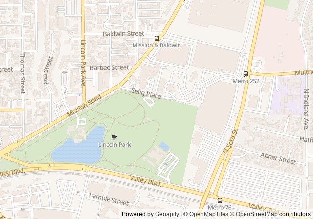 Lincoln Park Tennis Courts — 在 Google 地圖開啟