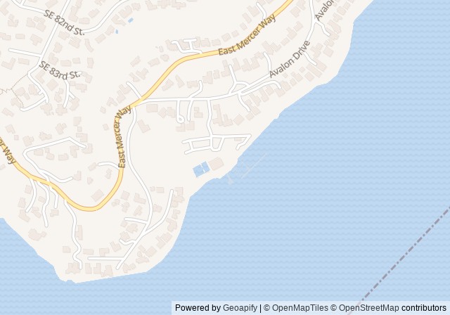 Mercer Island Beach Club — เปิดใน Google Maps