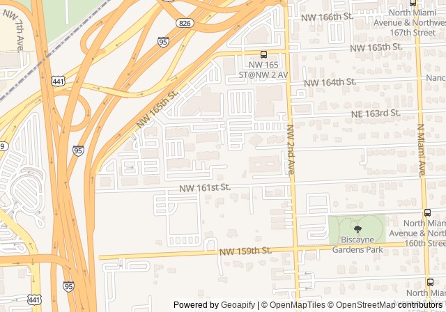 Montecarlo Condo Tennis Court — เปิดใน Google Maps