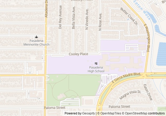 Pasadena High School Tennis Court — 在 Google 地圖開啟