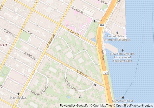 Peter Cooper Village — 在 Google 地圖開啟