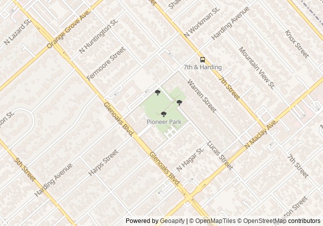 Pioneer Park — เปิดใน Google Maps