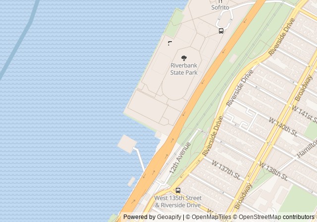Riverbank State Park Tennis Courts 🎾 — Open in Google Maps
