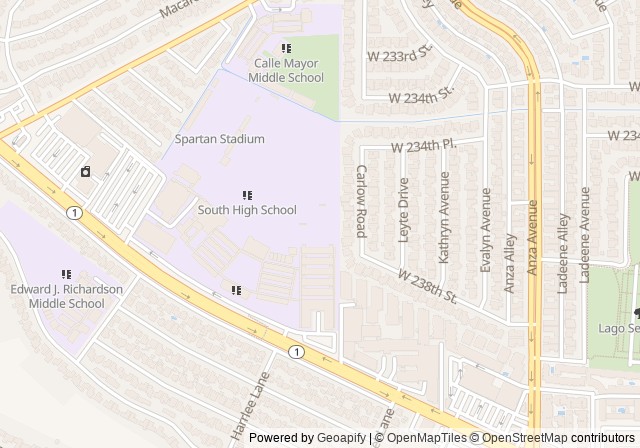 South High Tennis Courts — เปิดใน Google Maps