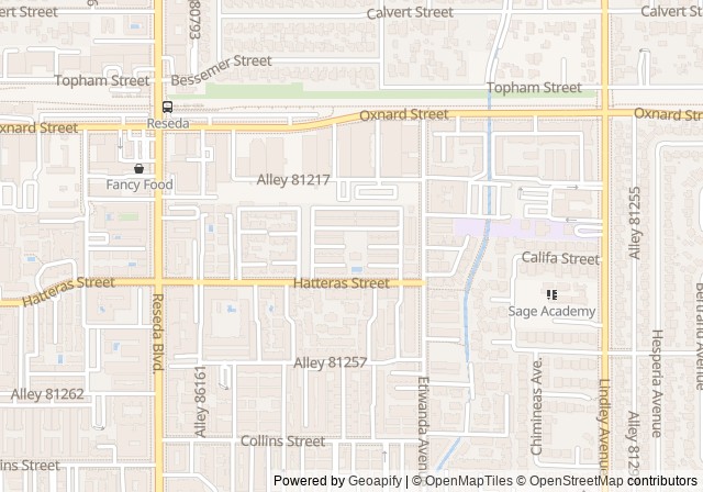 Tarzana Tennis Townhomes — 在 Google 地圖開啟