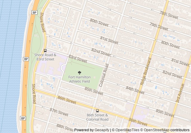 Tennis Courts — เปิดใน Google Maps