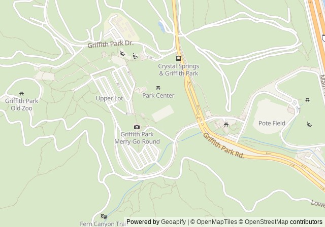Tennis Courts — 在 Google 地圖開啟