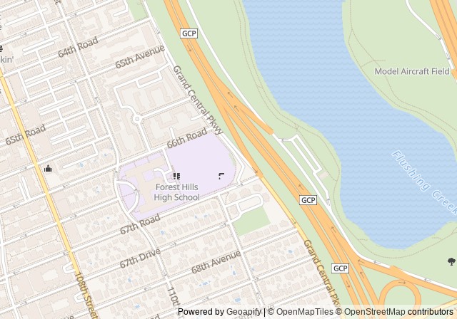 Tennis Courts — เปิดใน Google Maps