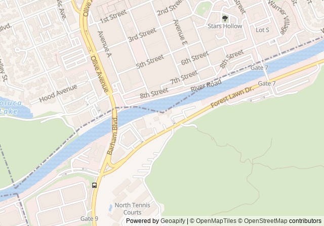 Toluca Lake Tennis and Fitness Club — เปิดใน Google Maps