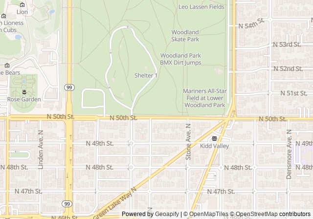 Upper Woodland Tennis Courts — เปิดใน Google Maps