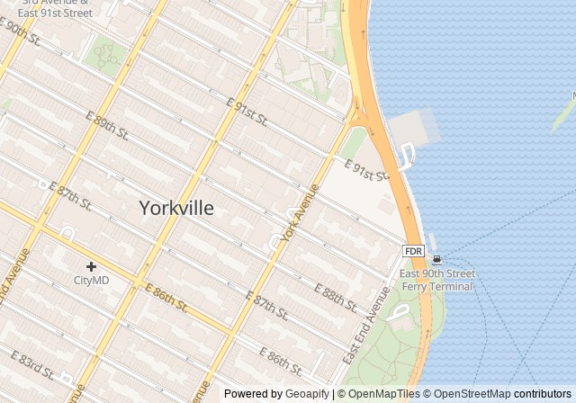 Yorkville Tennis Club — เปิดใน Google Maps